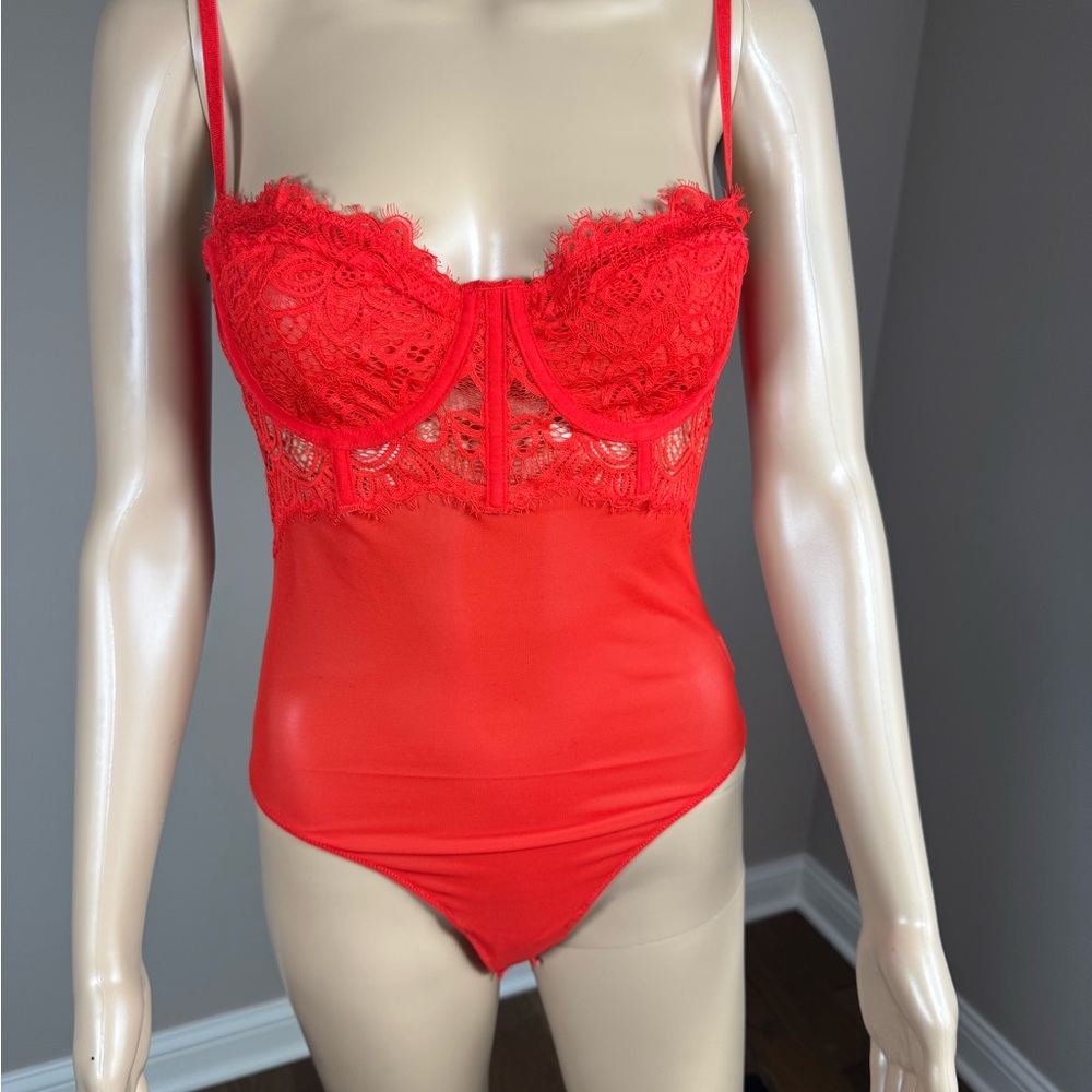AKIRA Red Lace Bustier Bodysuit Underwire Corset Style Lingerie NWT - Picture 3 of 5